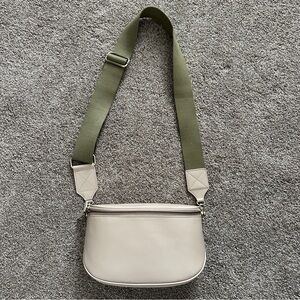 Andar Waymaker Crossbody Bag Crema Amber Massey